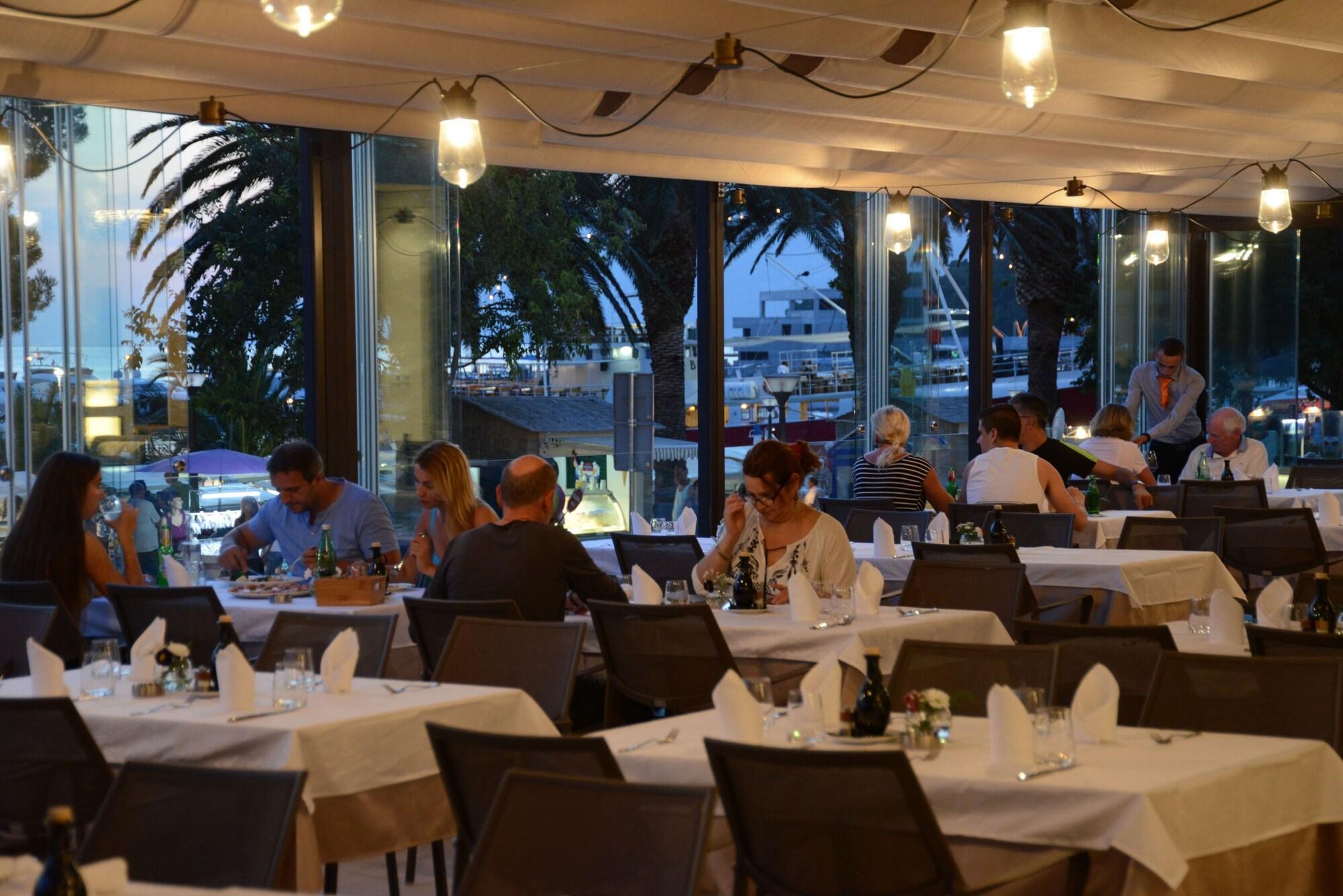 Grand Hotel Slavia - Adults Only Baška Voda Εξωτερικό φωτογραφία